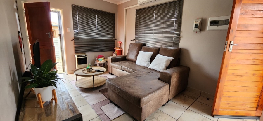 To Let 3 Bedroom Property for Rent in Waterval East North West